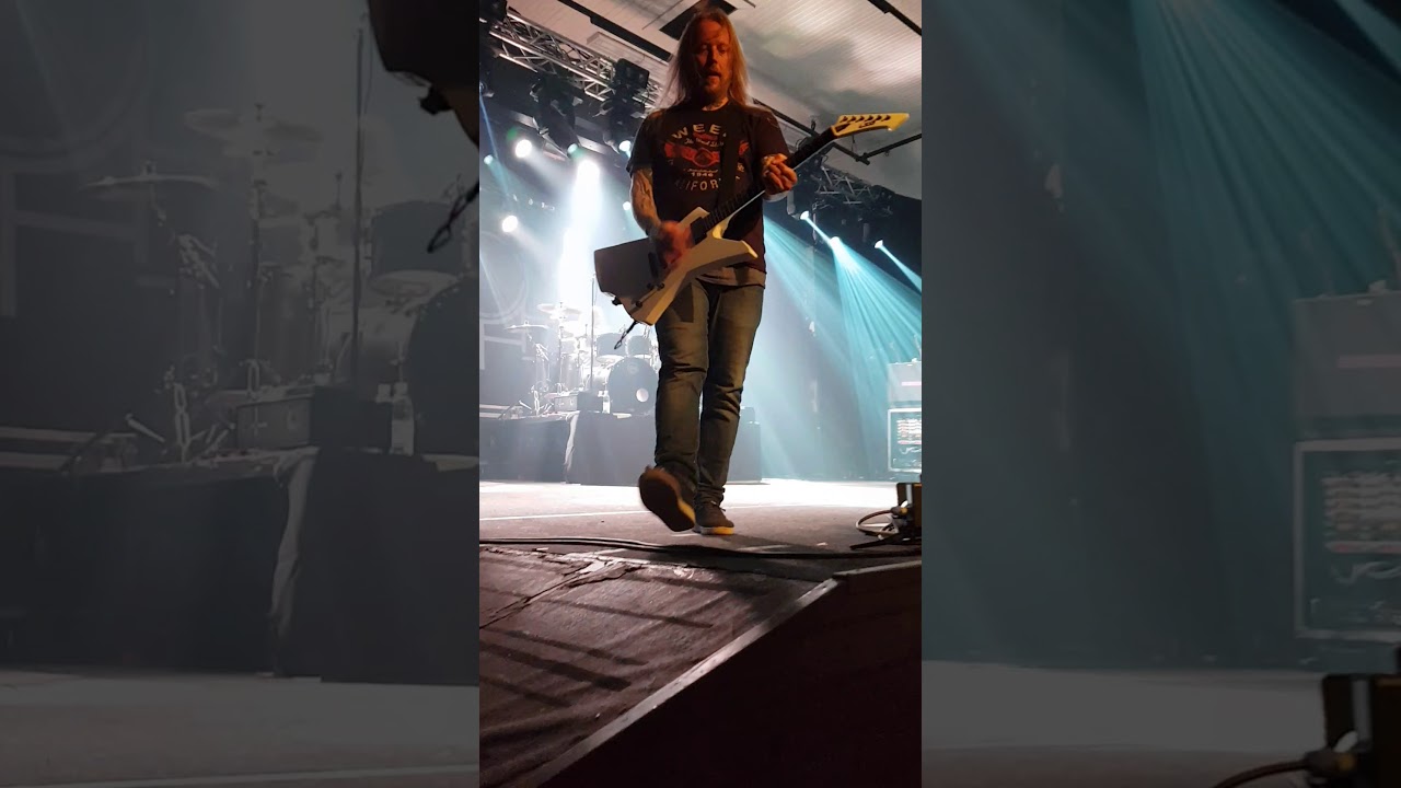 Cyhra - Holding you Breath live Huskvarna 17/3-18
