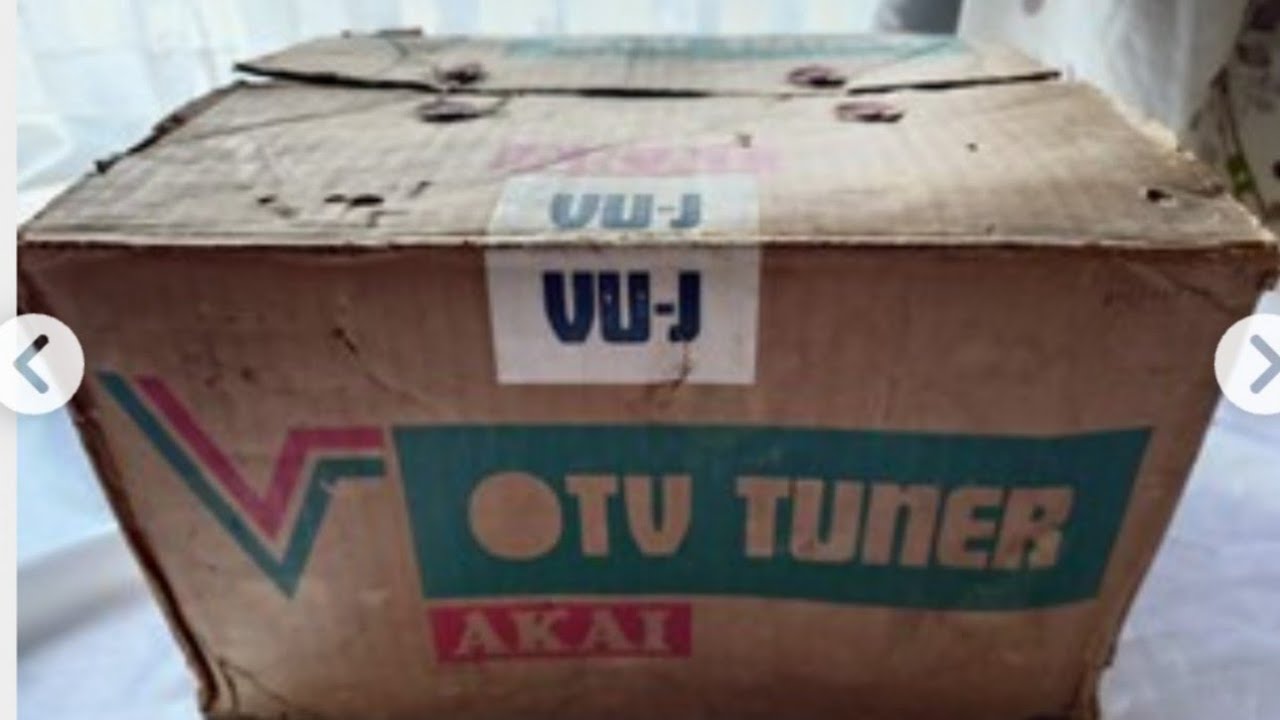 vintage AKAI  model 《VU-J》COLOUR TV TUNER &《VT-400》 colour Portable Video recorderをセットで 繋げばカラーで見れます