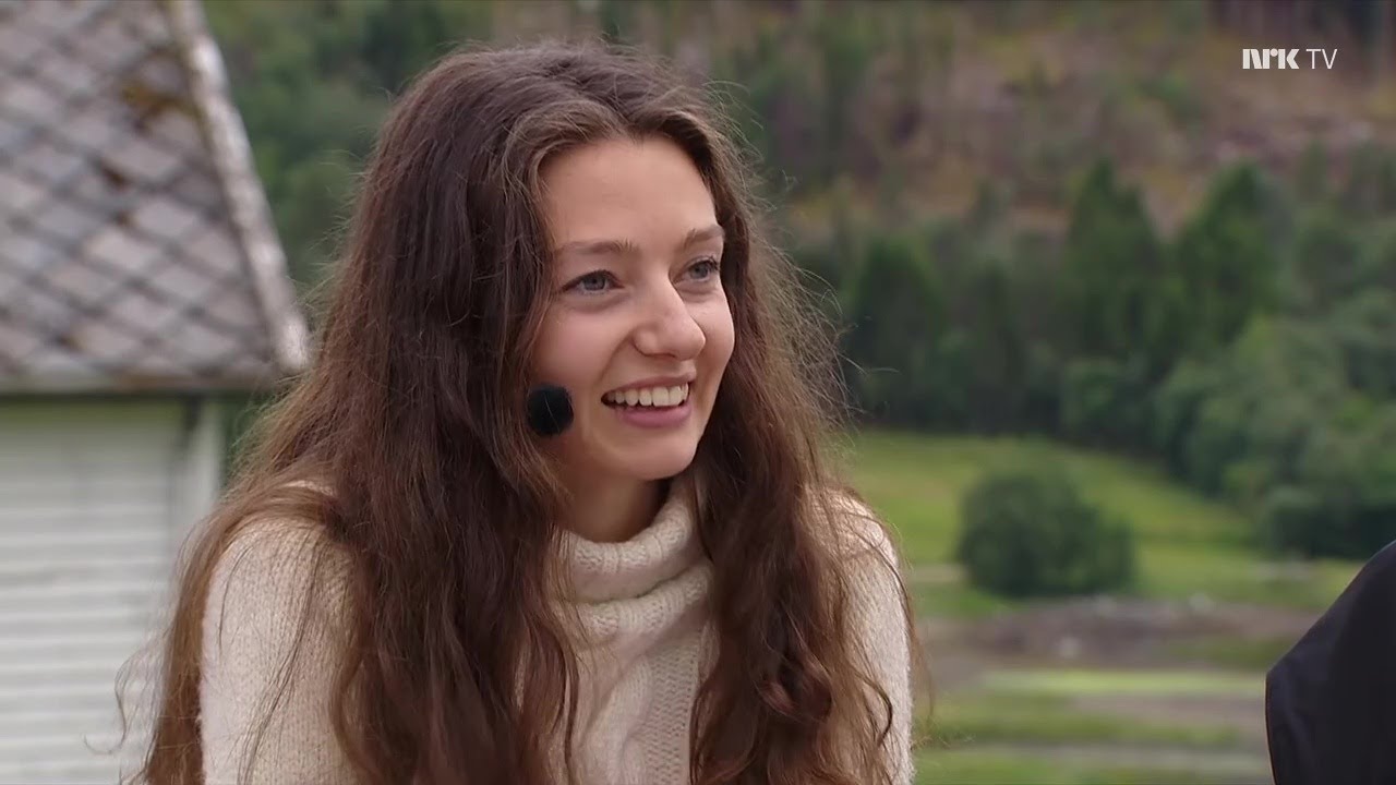 Amanda Tenfjord on Sykkel-Sommer TV show on NRK (the whole part)