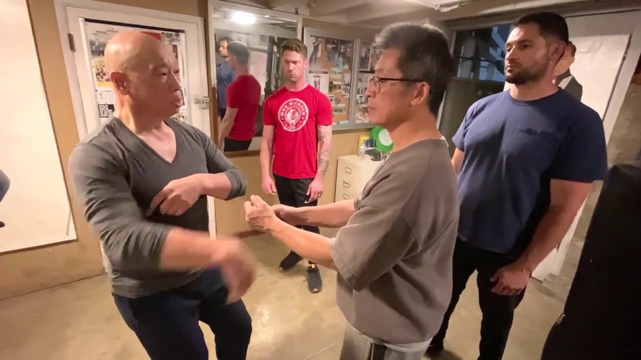 Separating - Kenneth Chung Wing Chun - 4 of 6