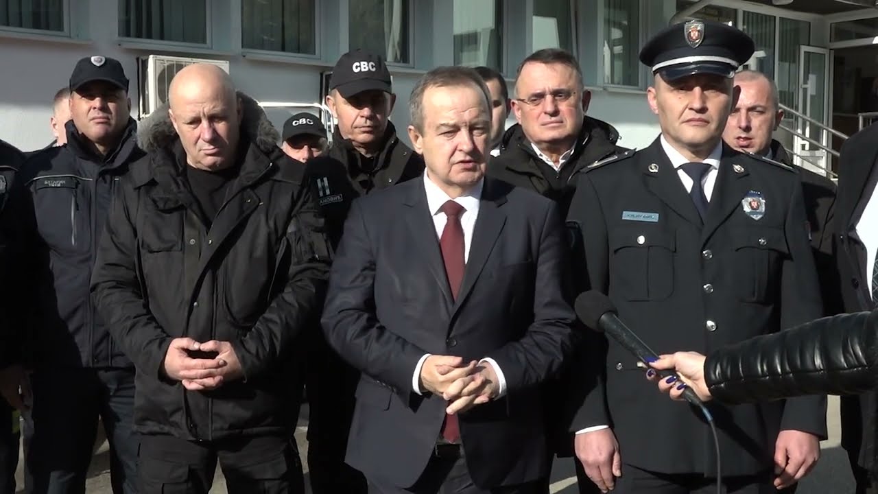 Ministar Dačić: Ispunili smo obećanje -stigao čamac za policiјu u Priјepolju za bezbedniјe reke