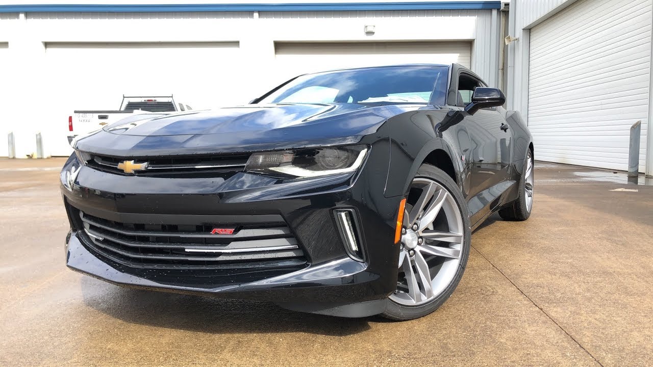 Chevrolet Camaro 2LT RS (3.6L V6) 2018 года — обзор
