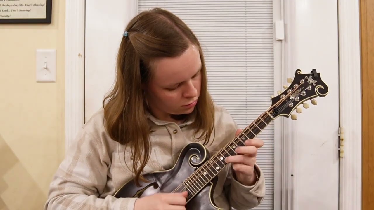 Up and Around the Bend - *Tune of the Month | February 2026* - Lucy Lindblom