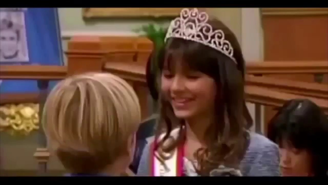 The Suite Life Of Zack and Cody - First Kiss (S1E2 The Fairest of Them All)