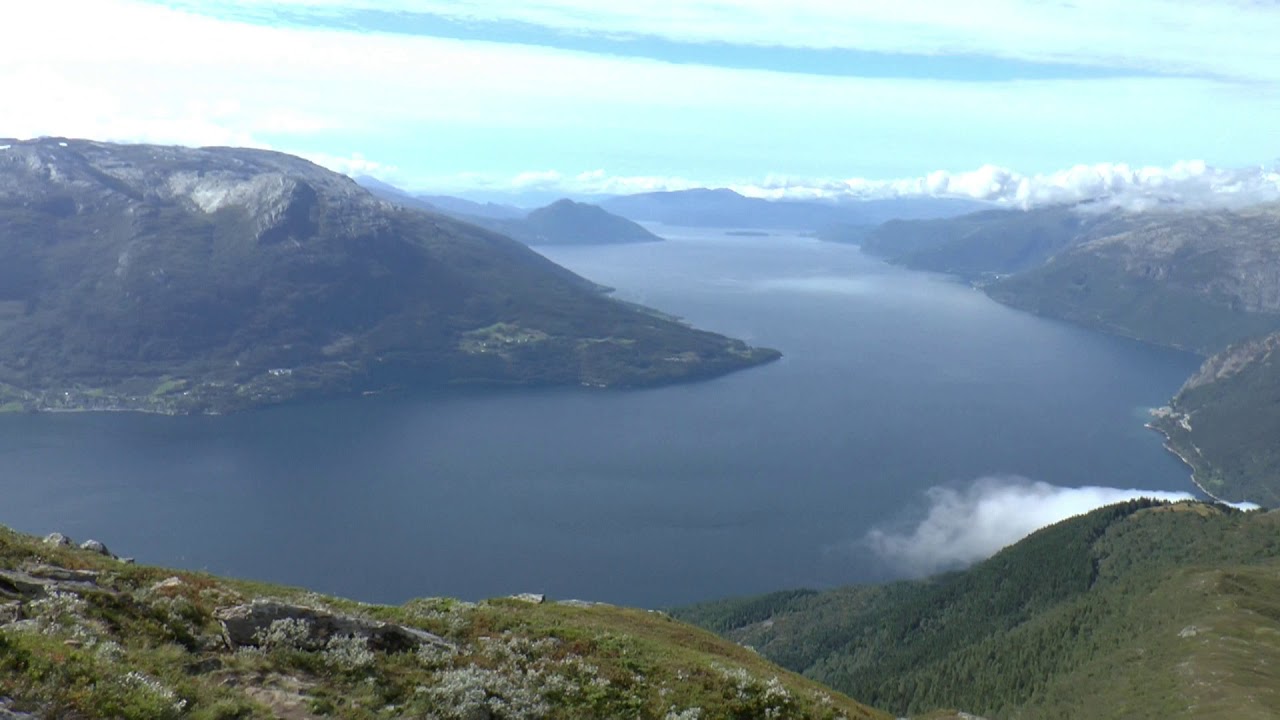 Tur til Oksen (1241 m) i Hardanger