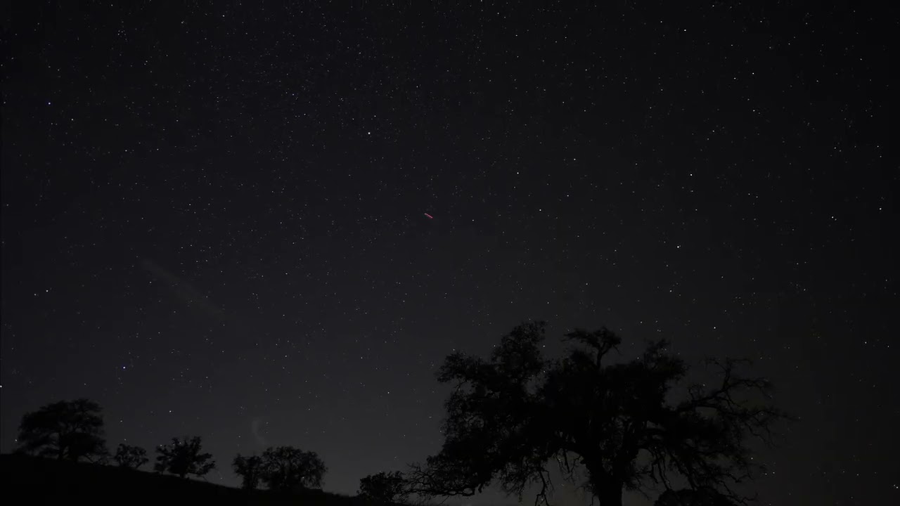 Night Sky Time Lapse 11/19/2025,  Some Clear Skies before the next storm