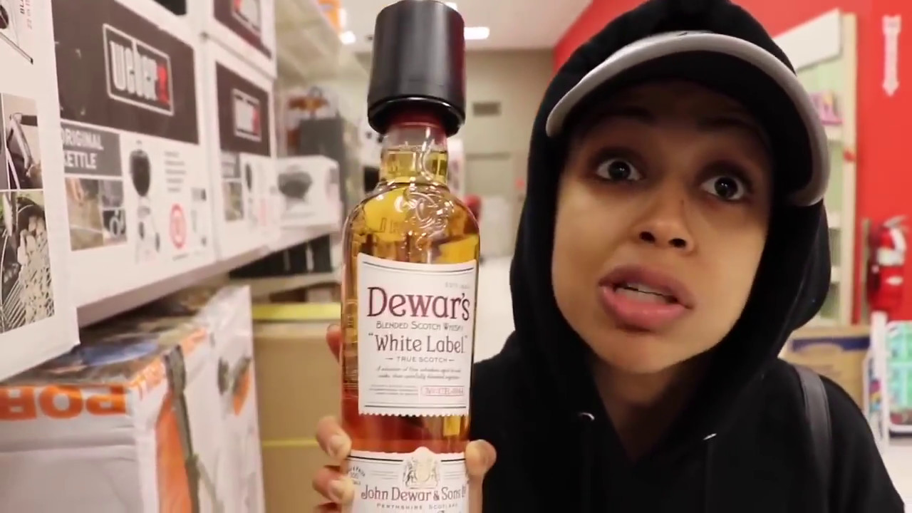 LIZA KOSHY PUN COMPILATION!!