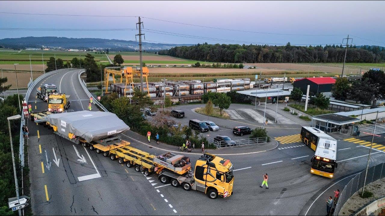Welti Furrer Transport Hyper K12 - 490t on the move