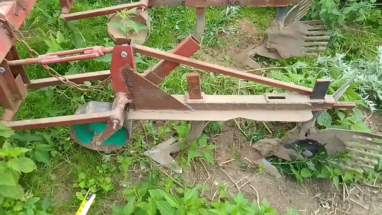 самодельные ежи и самодельная навеска на Т-25