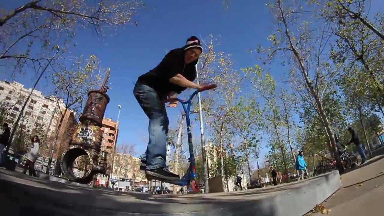 ROOTS BOY PRODUCTION - Dissidence scootershop team at streetjam BARCELONA 2012