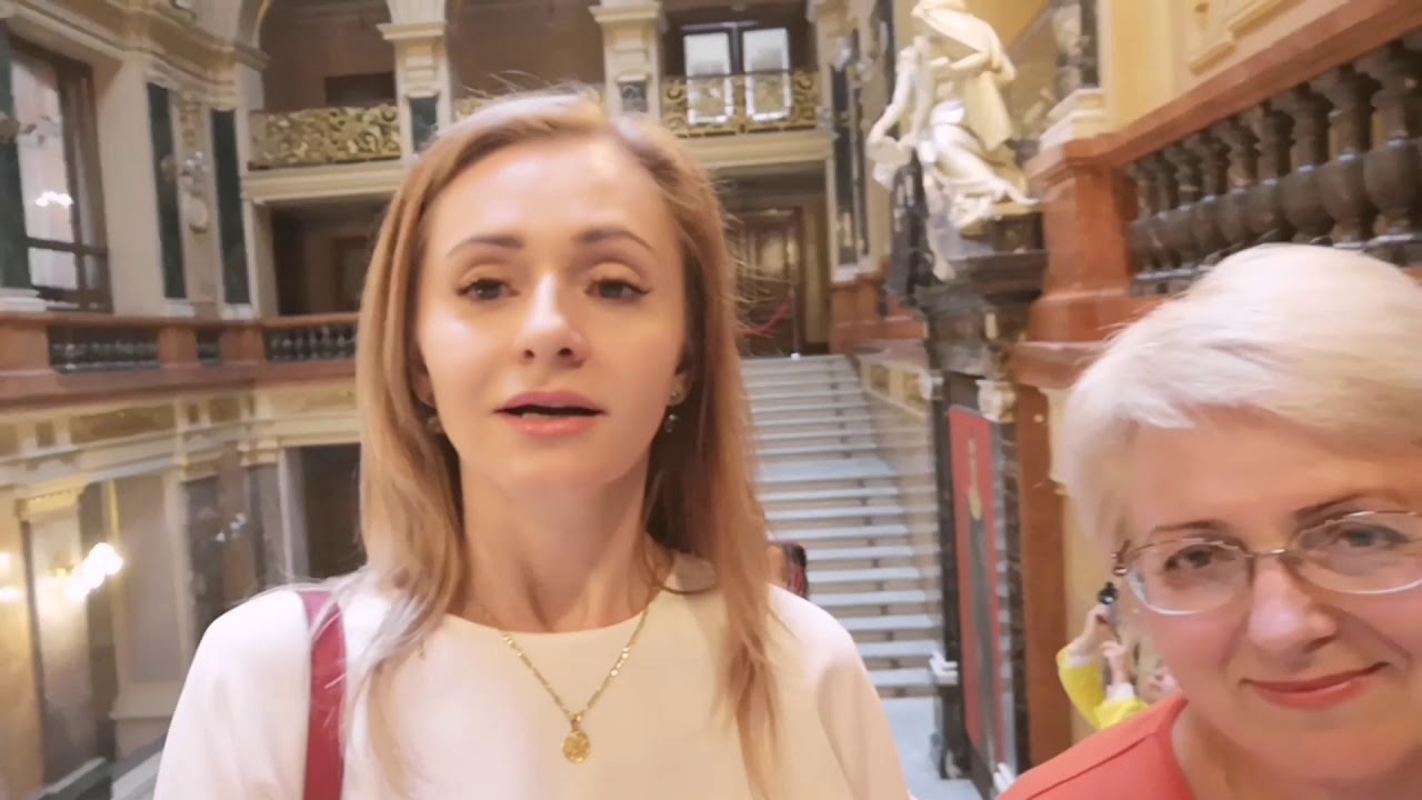 Величество львовской оперы
