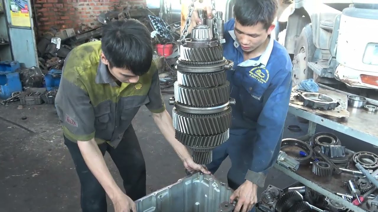 CHI TIẾT CÁCH LẮP HỘP SỐ ZF , GARAPHƯƠNG QUANG