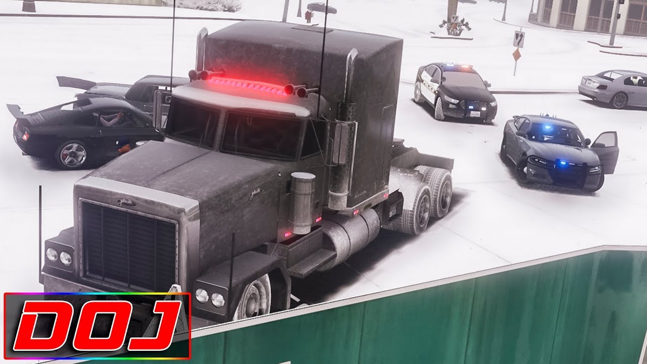 GTA 5 Roleplay - DOJ #29 - Semi Truck Snow Pursuit (LEO)