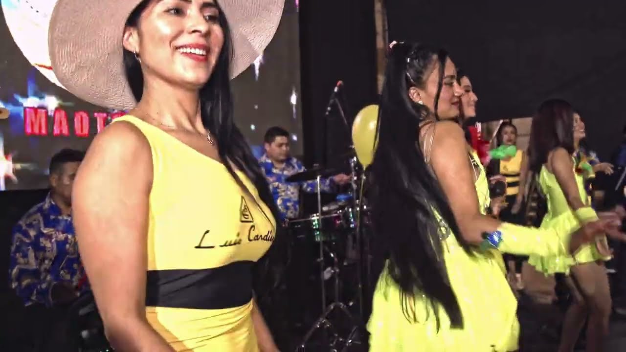 Mi Guitarra - Mix Carnavales (Ondazul - Video Oficial En Vivo - Aniversario 10 Años)