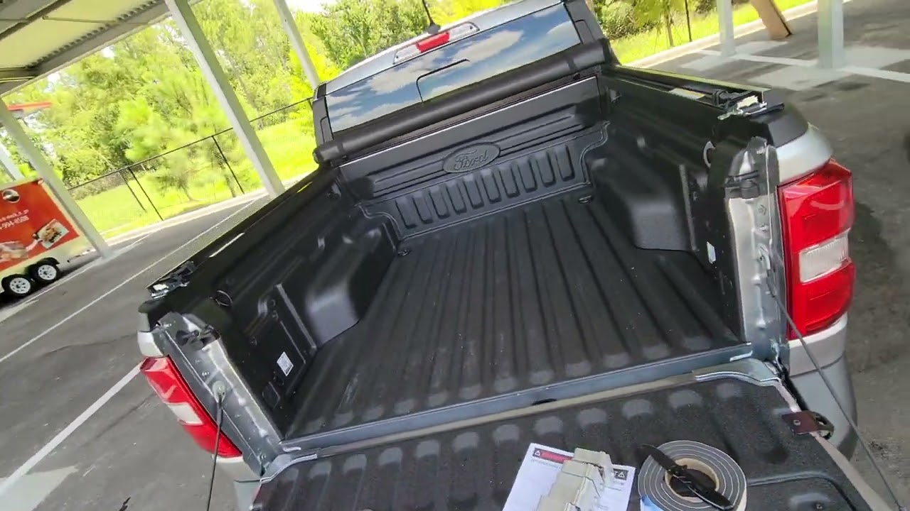 Ford Maverick: Covertor de la cama.
