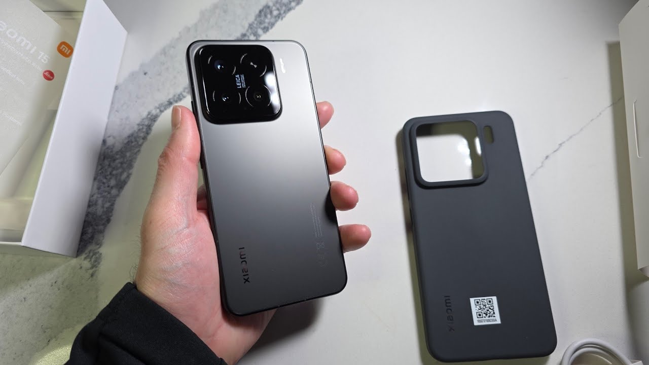 Unboxing Xiaomi 15