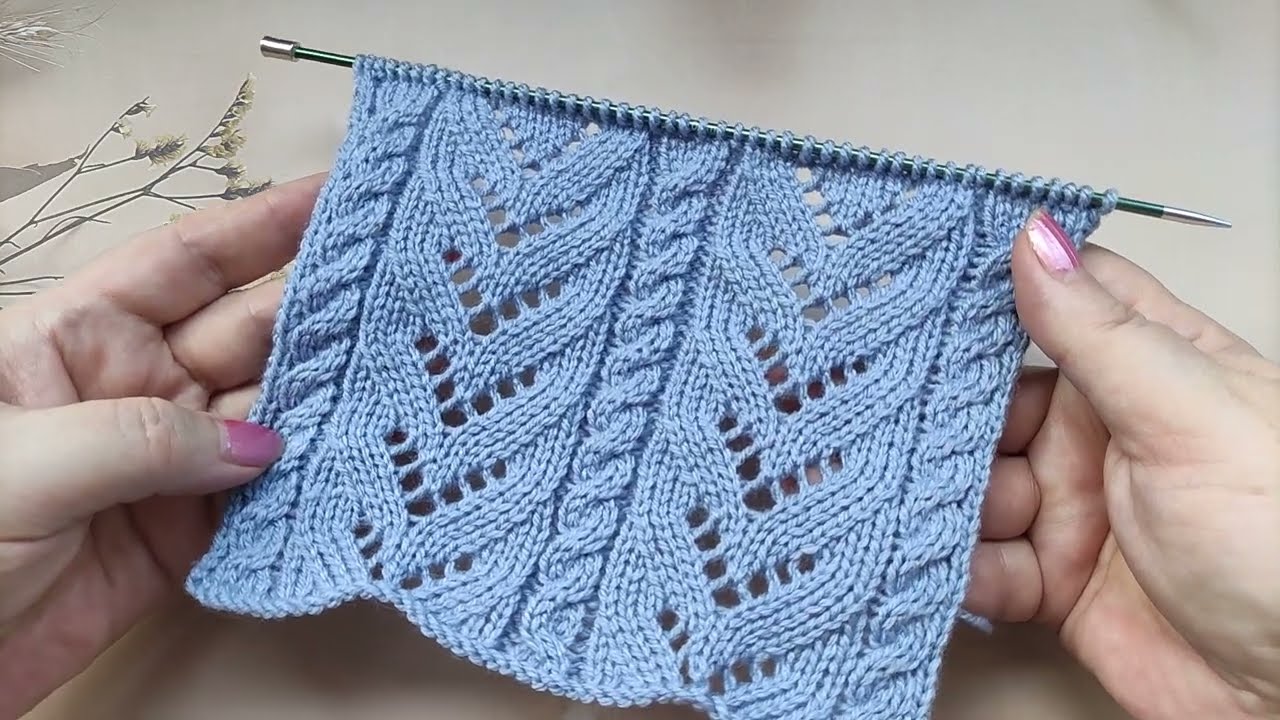 Lace Cable Knit Stitch | Ajour-Zopfmuster stricken | Punto Trecce Traforate| Point Torsades Ajourées