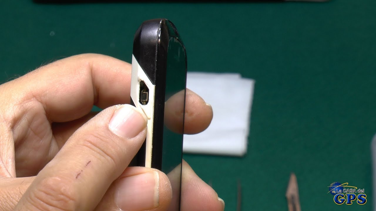 Reparación del botón de encendido de un GPS GARMIN EDGE 1000