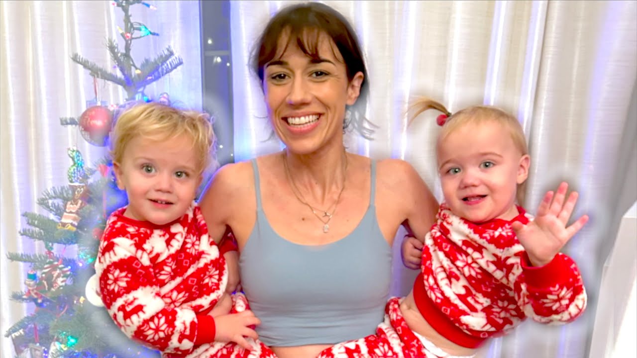 THE TWINS FUNNIEST MOMENTS & OUR CHRISTMAS TREE!