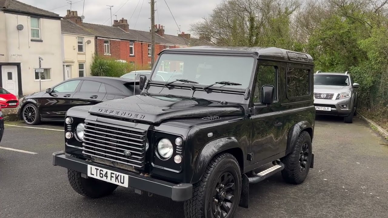 2014 Land Rover Defender 90 2 2 TDCi XS Station Wagon 4WD SWB Euro 5 3dr LT64FKU Video