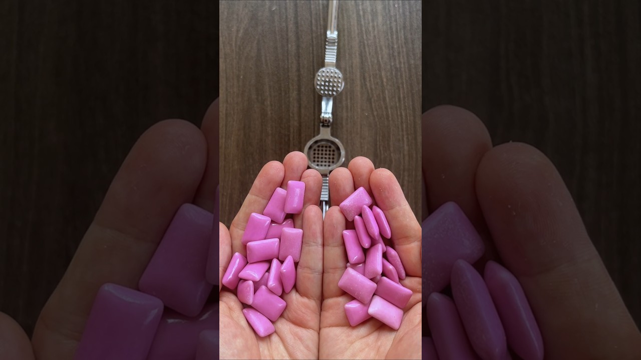 purple gum 💜🟣 #asmr #pineapple #satisfying