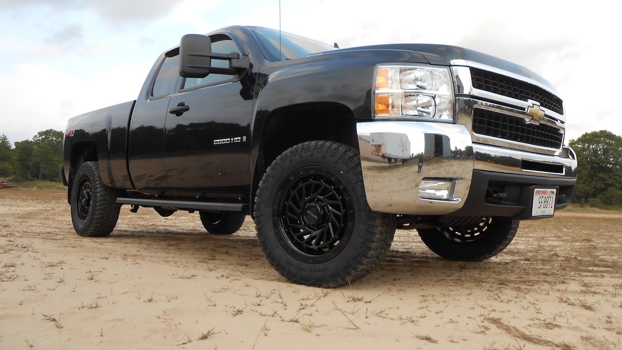 2009 Silverado 2500HD New Rims & Tires Installed