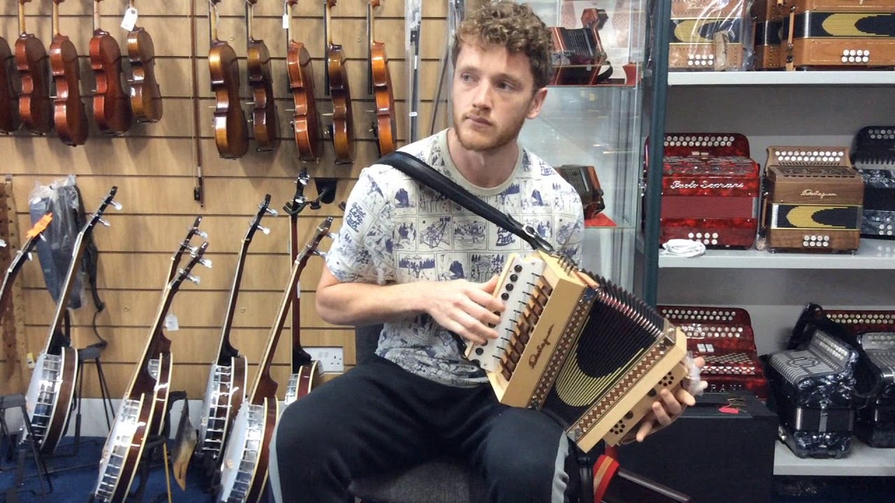 Castagnari Melodeon - Darren Roche (Moxie)