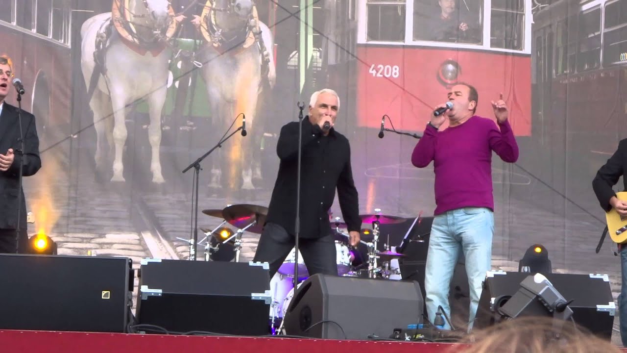 Hans Krankl & Herbert Prohaska - Rostige Flügel @ Rathausplatz Wien.