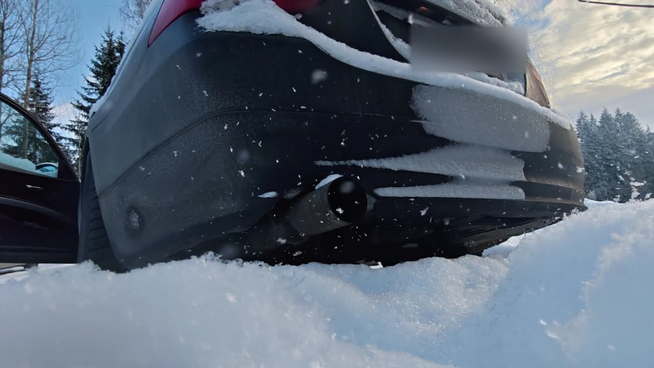 STRAIGHT PIPE BMW 330D ARCTIC COLD START -21°C