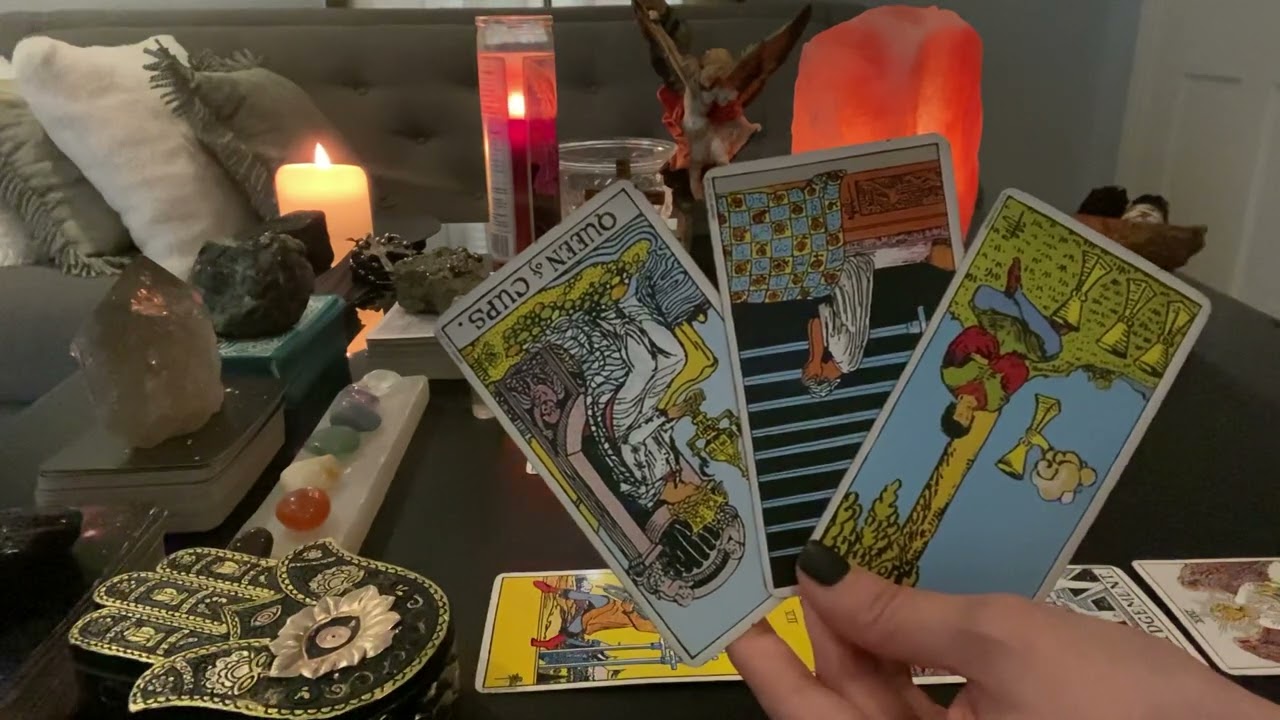 PISCES ♓️ TODAY WILL MAKE YOU SMILE/THEY ARE FIGHTING WITH THEMSELVES/TRUST