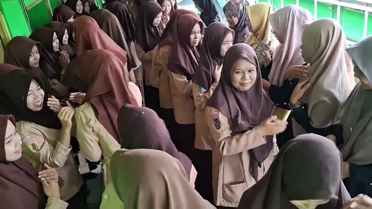 Mari Bersalam Salaman