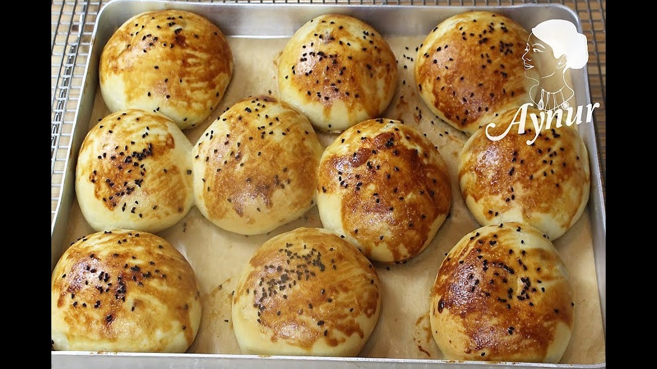 Pogca Rezept mit Sucuk und Käse zum Sonntagsfrühstück