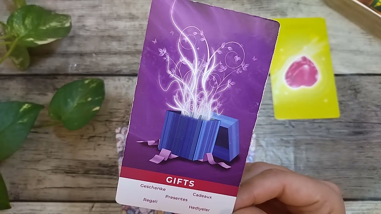 ARRIVA UNA SORPRESA🔮 L'UNIVERSO TI FA UN REGALO🎁 #tarocchi #tarot #tarocchiinterattivi 