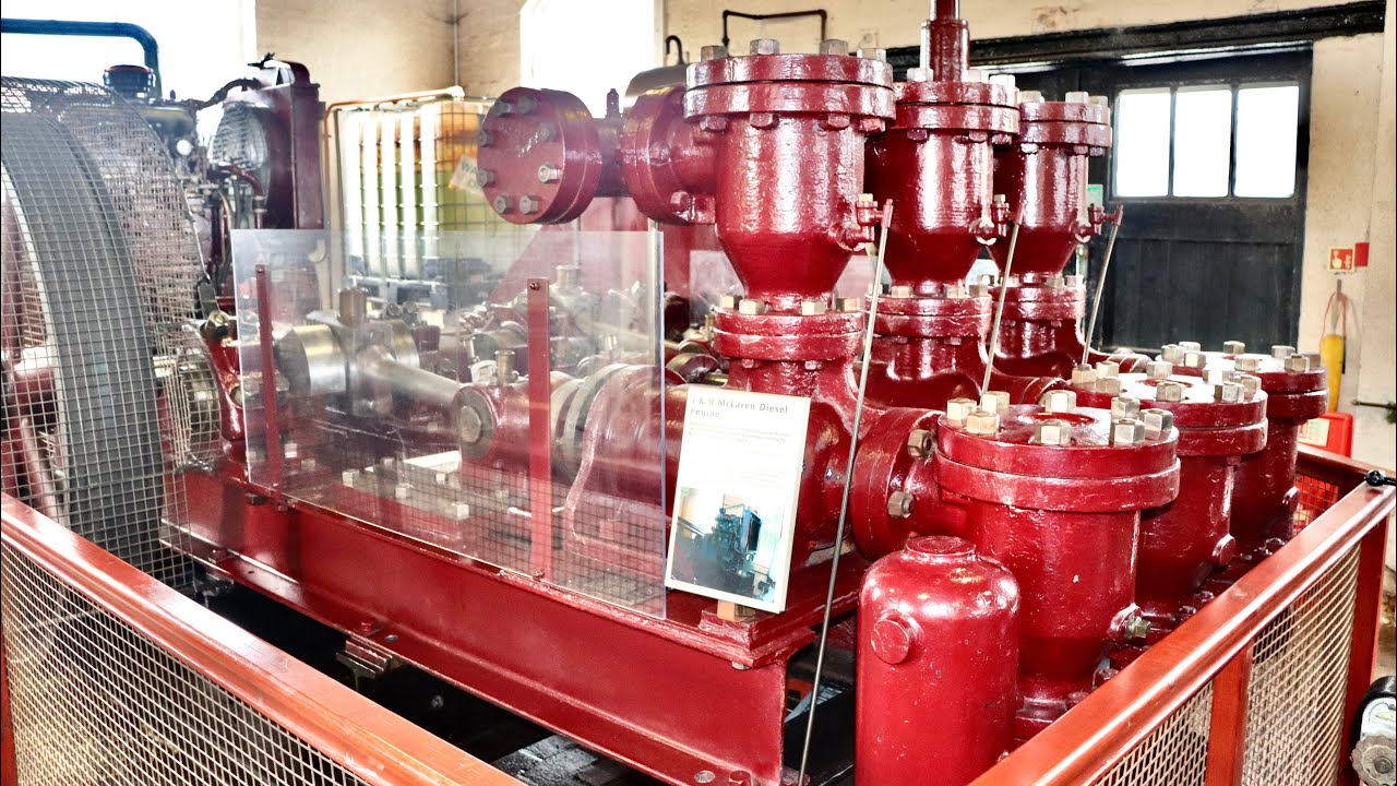 2 DIESEL ENGINES & A STEAM ENGINE RUNNING IN THE ELLESMERE PORT BOAT MUSEUM POWER HALL