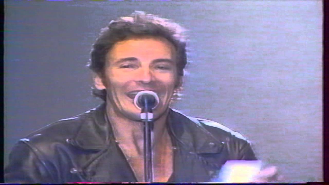 Bruce Springsteen - Live At The S.O.S. Racism Concert, Paris 6-18-1988 [Video]