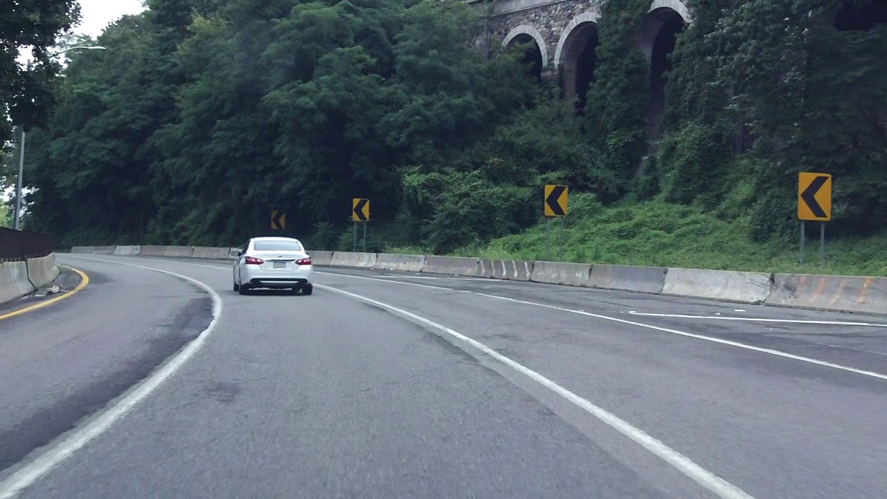 Henry Hudson Parkway northbound