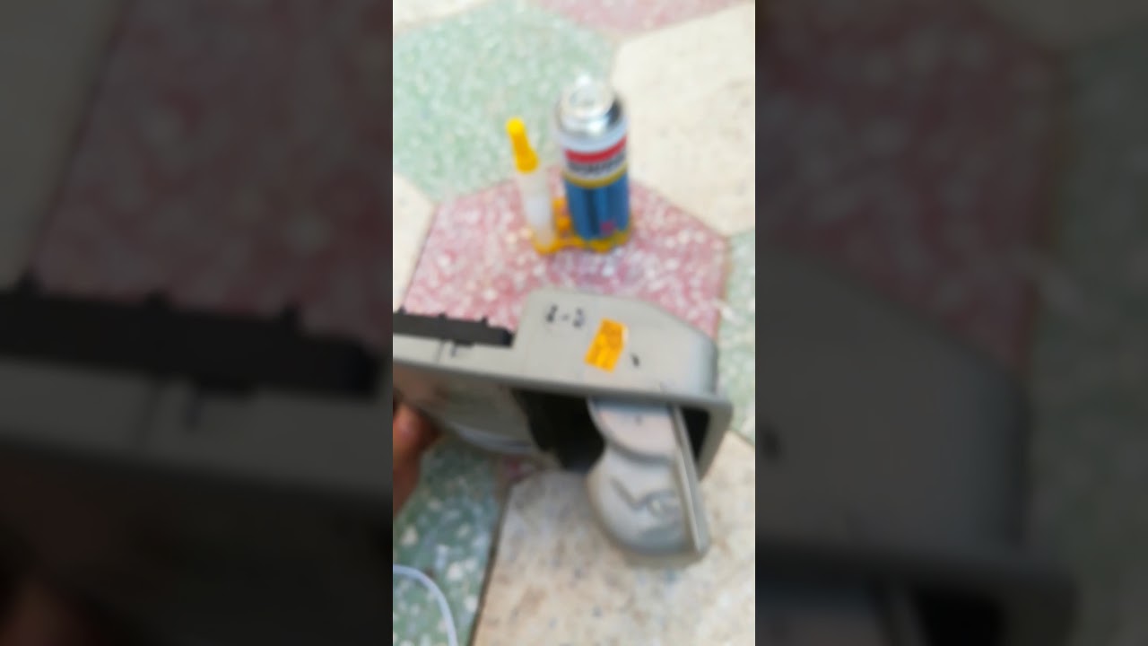 مشكلة جراب النظارة (بيفتح مع الحفر والمطبات)