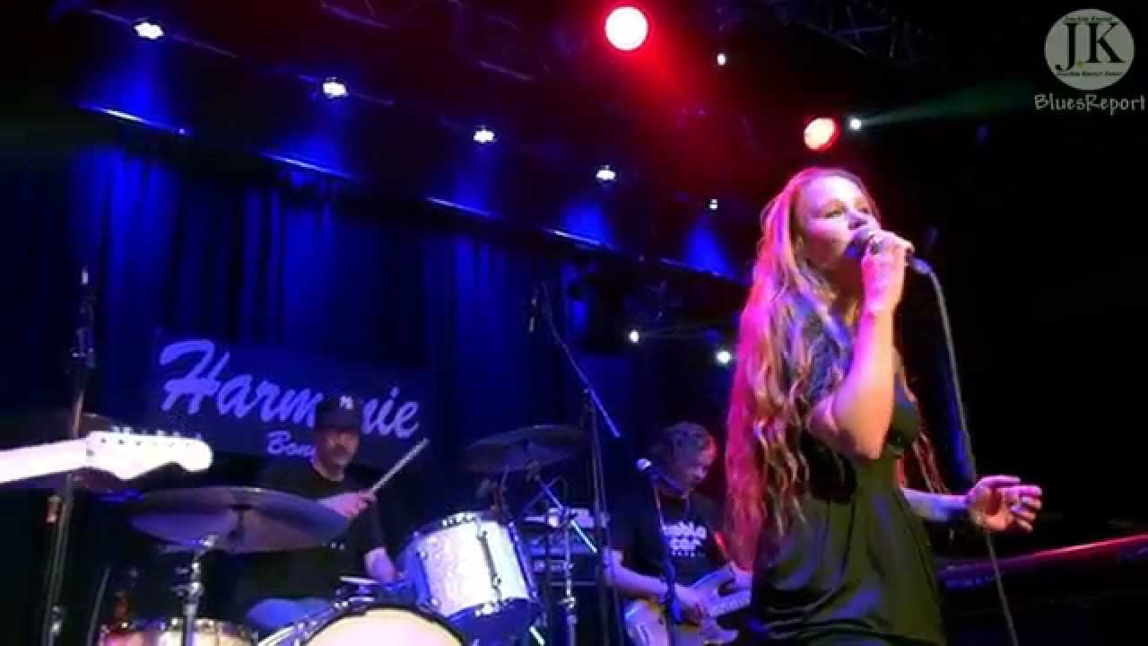 Layla Zoe & Band - It's A Mans World / Bonn Harmonie Germany 2014