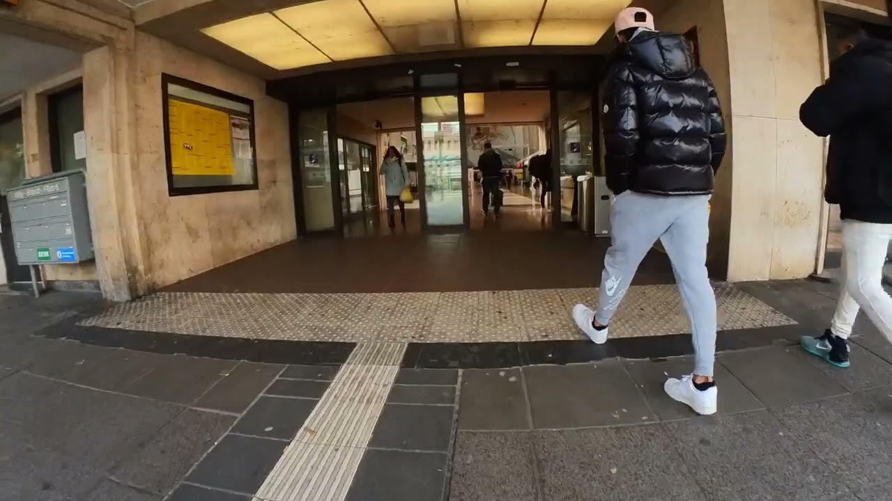 Heidelberg Hbf: entering day and night