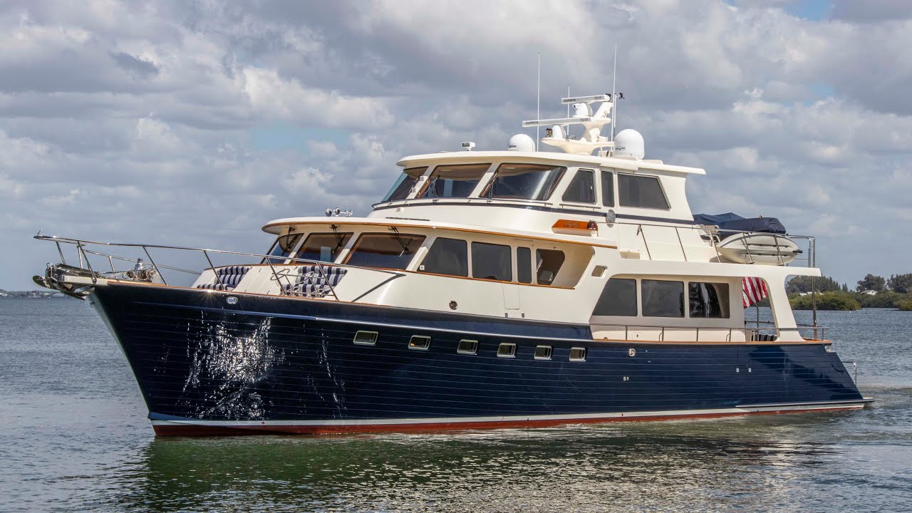 72E   CB Marlow Explorer Lady Liz