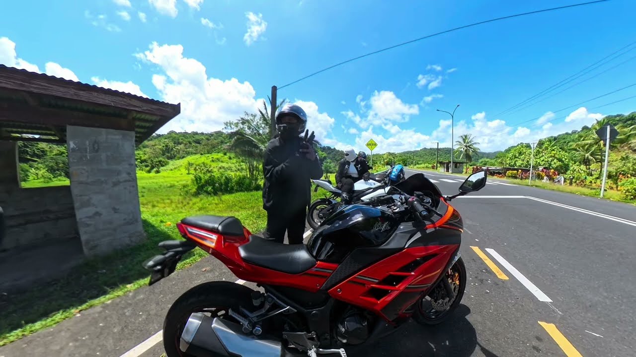 Kawasaki Z1000 | Sunday Ride 🇫🇯 | Kings Highway to Wailotua Waterfalls Fiji KawasakiZ1000 #fyp 