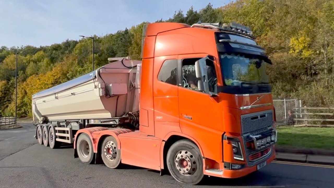 Truck Spotting 🇬🇧  UK Episode IX | M5 Services