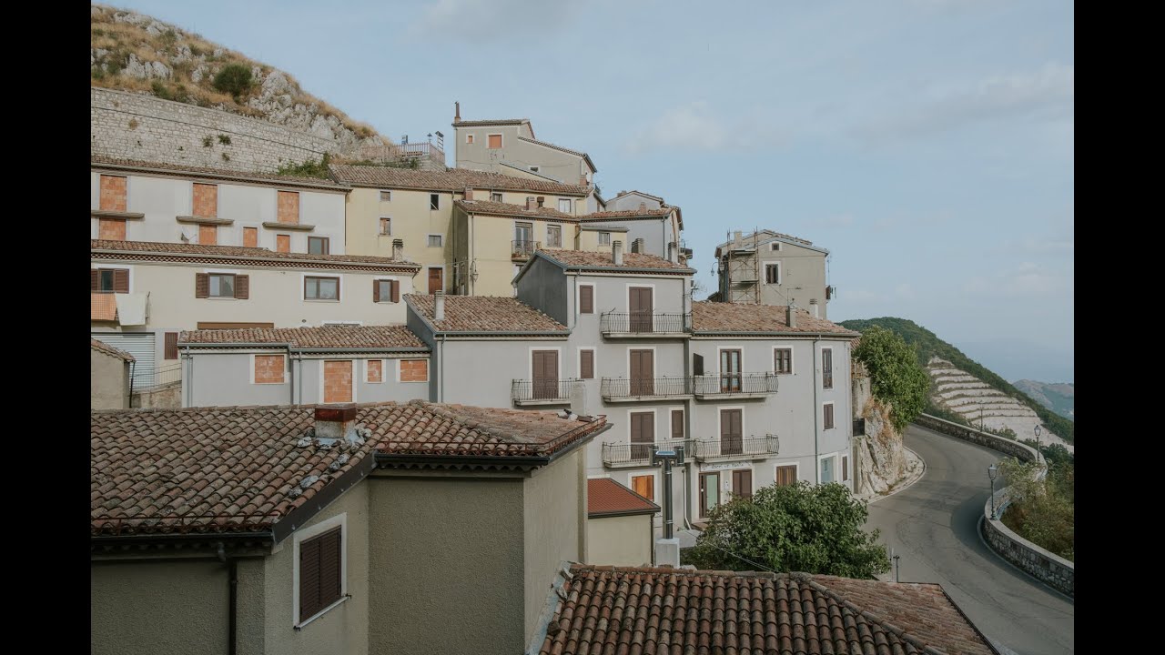 Castelgrande | Village Tales