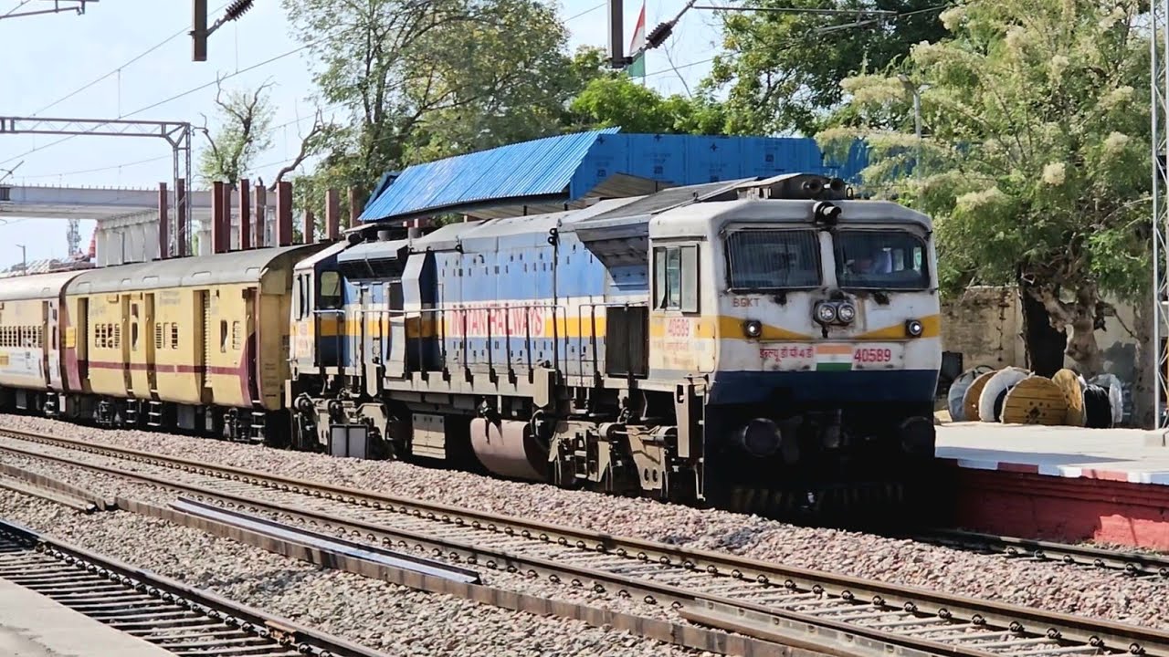 Shri Ganganagar Ambala Intercity Express departing Abohar, Punjab !!