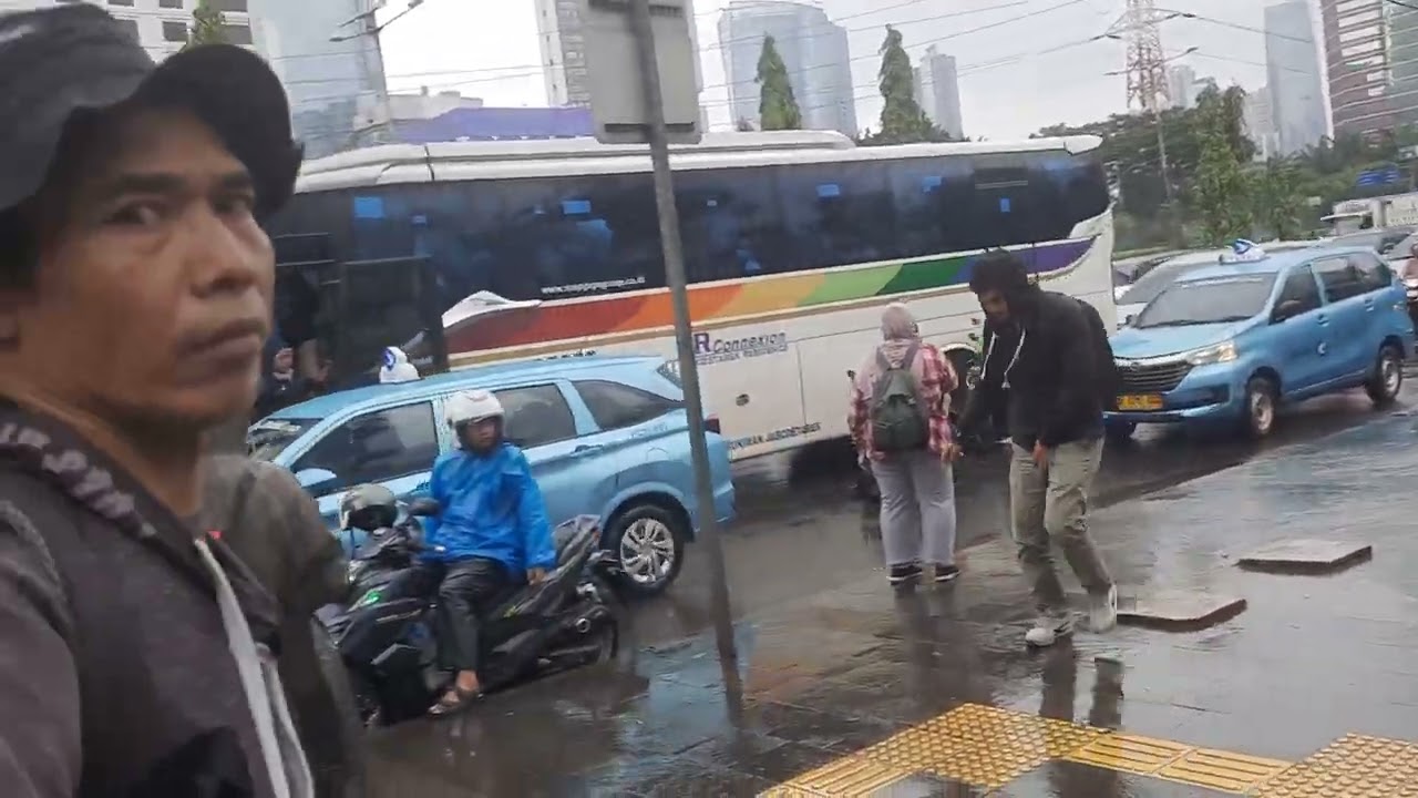 KESERUAN PAGI DI DEPAN POLDA❤️❤️🖐