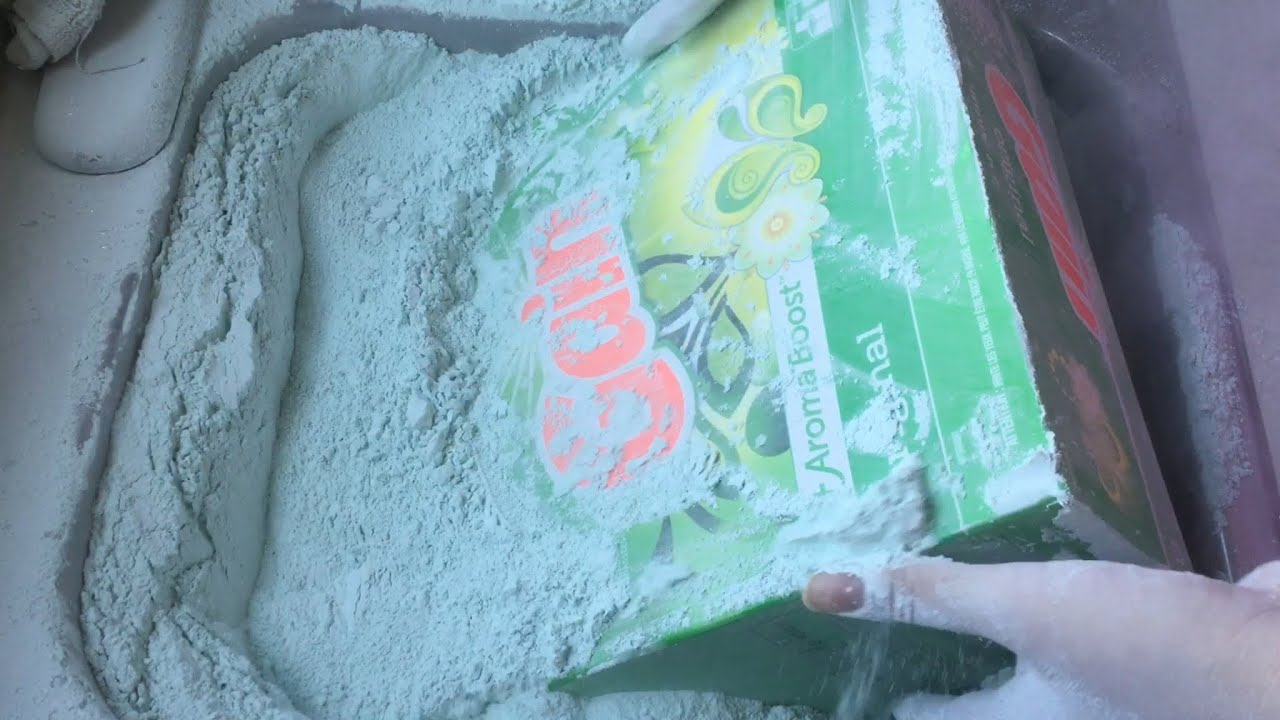 20 Cans of Comet, GALLON of Lavender Pinesol, big box of Gain, & jug of liquid Gain