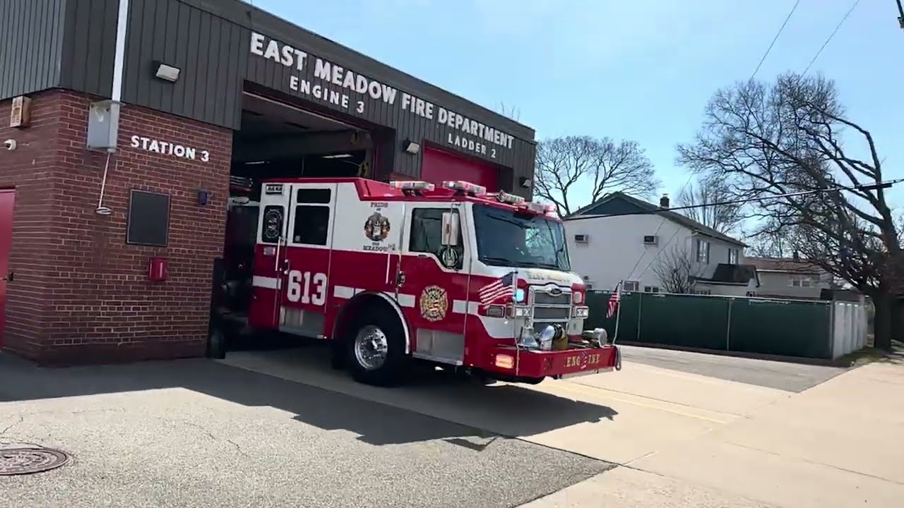*IGNORANT MOTORIST* East Meadow F.D. Engine 613 Responding to an Auto Accident!