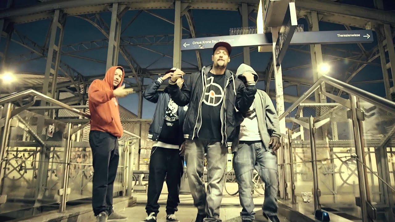 Boshi San, Exxil, Malarchi & Partizan - 1World (Prod. by David Seinz)