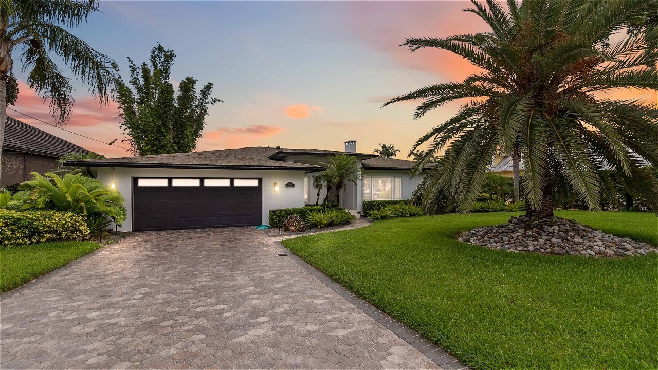 7145 Lake Drive, Orlando, FL 32809