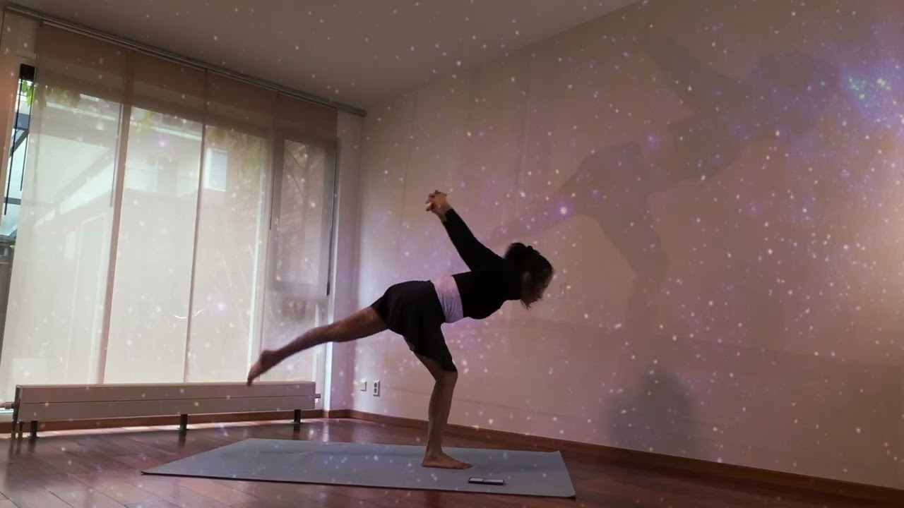 Frozen - Madonna - Bđ Phạm Thu Phương - #flowyogaeu - #fuongliulo
